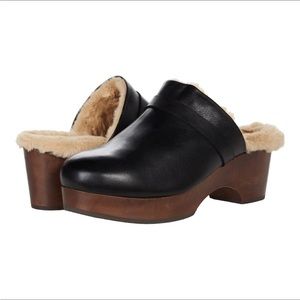 Andre Assous Sofi Fur lined Black Clogs 8